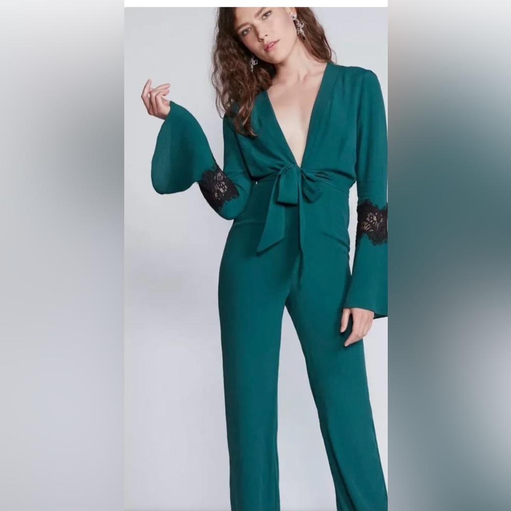 Stone Cold Fox Steve‎ Jumpsuit size 1 =size 2 retails 198 NWOT